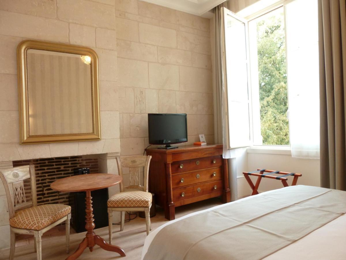 Hôtel Grand Monarque Azay-le-Rideau Exterior foto